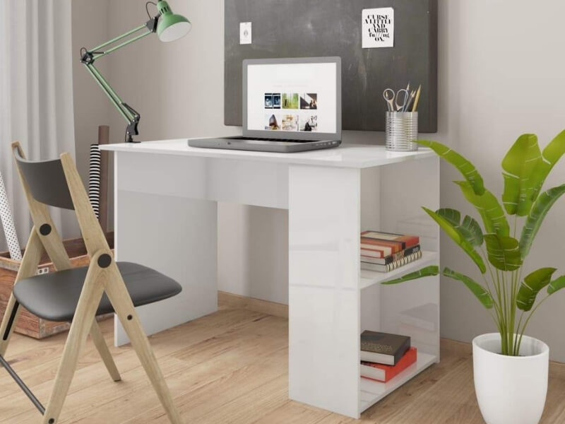 Hvid skrivebord