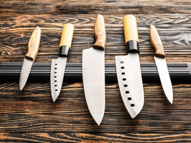 Knivmagnet – 10 magneter til køkkenknive i træ og aluminium