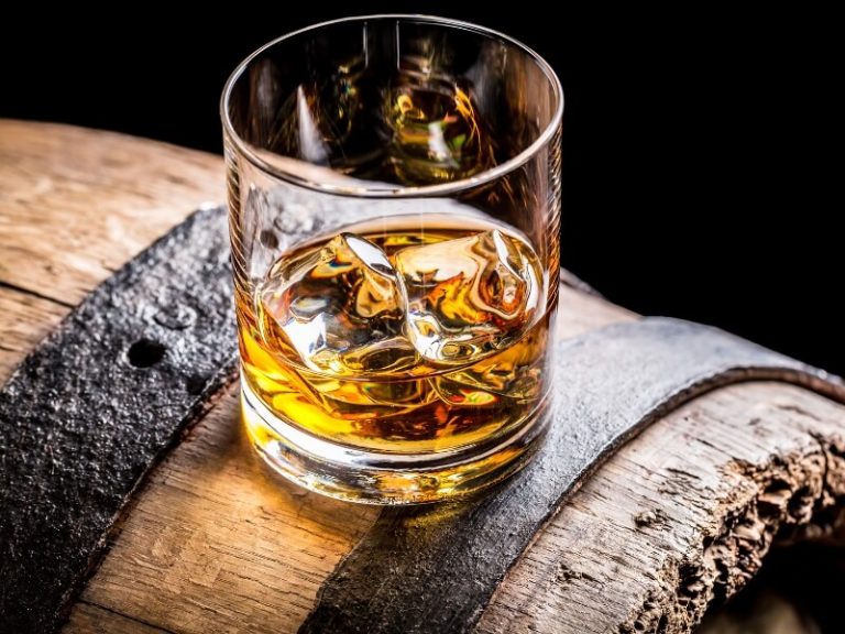 Whiskyglas – 10 bedste whiskeyglas til bordet
